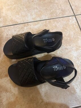 Rouse Black Quilted Platform Sandals with Adjustable Back Strap